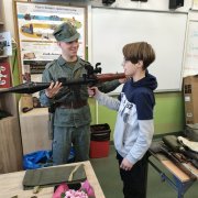 wojskowa lekcja historii 11